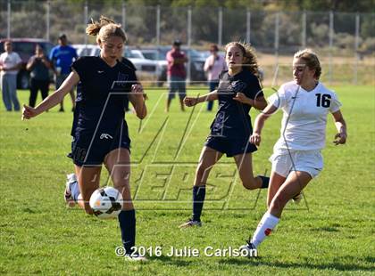 Thumbnail 2 in Aztec vs Piedra Vista (Aztec Invitational)  photogallery.