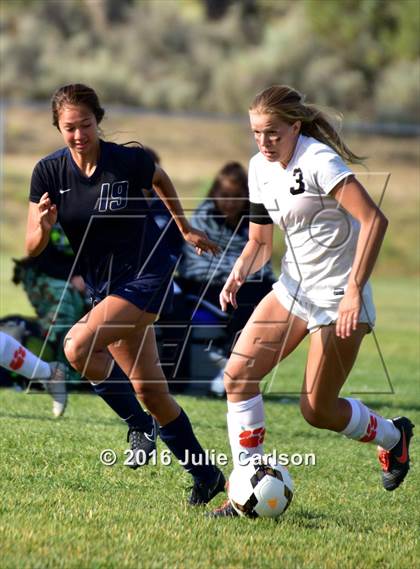 Thumbnail 1 in Aztec vs Piedra Vista (Aztec Invitational)  photogallery.
