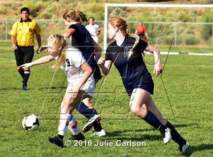 Thumbnail 1 in Aztec vs Piedra Vista (Aztec Invitational)  photogallery.
