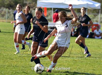 Thumbnail 2 in Aztec vs Piedra Vista (Aztec Invitational)  photogallery.