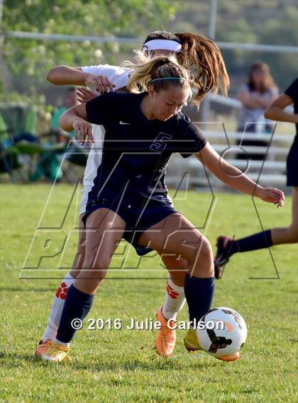 Thumbnail 1 in Aztec vs Piedra Vista (Aztec Invitational)  photogallery.