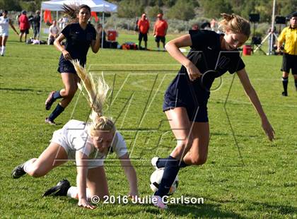 Thumbnail 3 in Aztec vs Piedra Vista (Aztec Invitational)  photogallery.