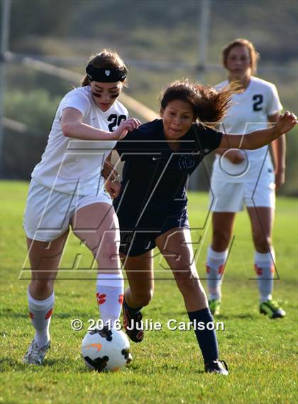 Thumbnail 1 in Aztec vs Piedra Vista (Aztec Invitational)  photogallery.