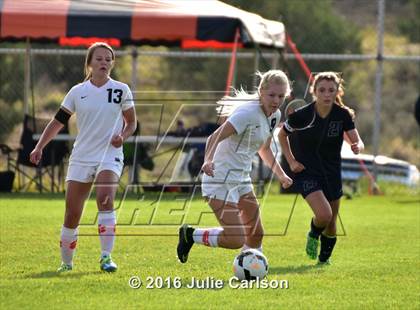Thumbnail 3 in Aztec vs Piedra Vista (Aztec Invitational)  photogallery.