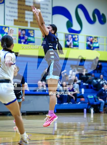 Thumbnail 3 in Meadowdale @ Hazen photogallery.