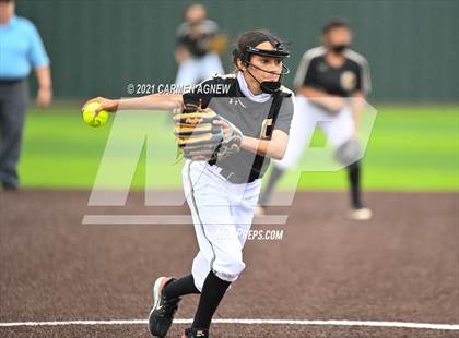 Thumbnail 3 in Cypress Woods vs Cypress Park  photogallery.