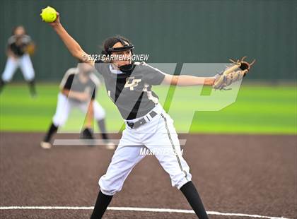 Thumbnail 2 in Cypress Woods vs Cypress Park  photogallery.