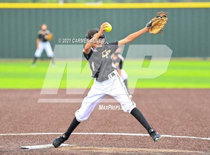 Thumbnail 3 in Cypress Woods vs Cypress Park  photogallery.