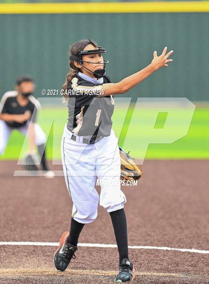 Thumbnail 1 in Cypress Woods vs Cypress Park  photogallery.
