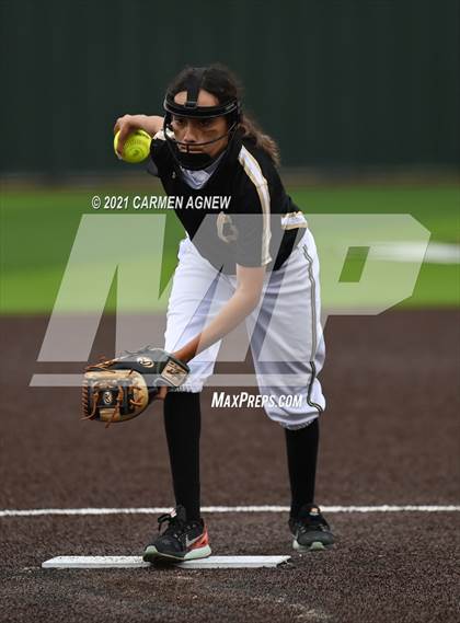 Thumbnail 3 in Cypress Woods vs Cypress Park  photogallery.