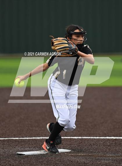 Thumbnail 1 in Cypress Woods vs Cypress Park  photogallery.