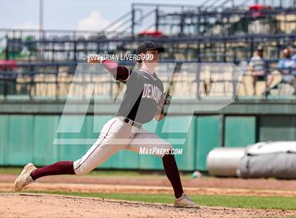 Thumbnail 1 in Lutheran vs. Golden (CHSAA 4A Round 3) photogallery.