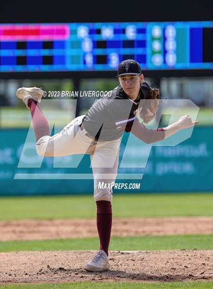 Thumbnail 3 in Lutheran vs. Golden (CHSAA 4A Round 3) photogallery.