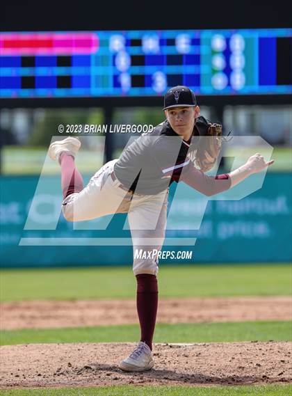Thumbnail 2 in Lutheran vs. Golden (CHSAA 4A Round 3) photogallery.