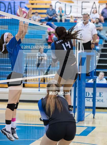 Thumbnail 1 in Rains vs. Henderson photogallery.