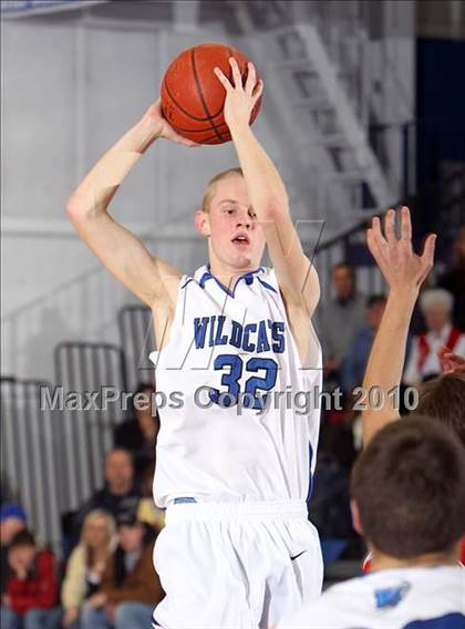 Thumbnail 1 in Lincoln @ Oshkosh West  photogallery.