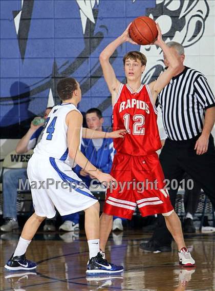 Thumbnail 1 in Lincoln @ Oshkosh West  photogallery.