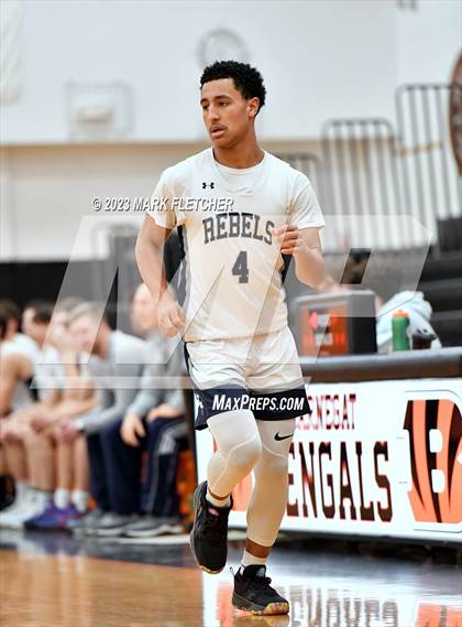 Thumbnail 1 in Howell vs Hammonton (Battle at Barnegat Showcase) photogallery.