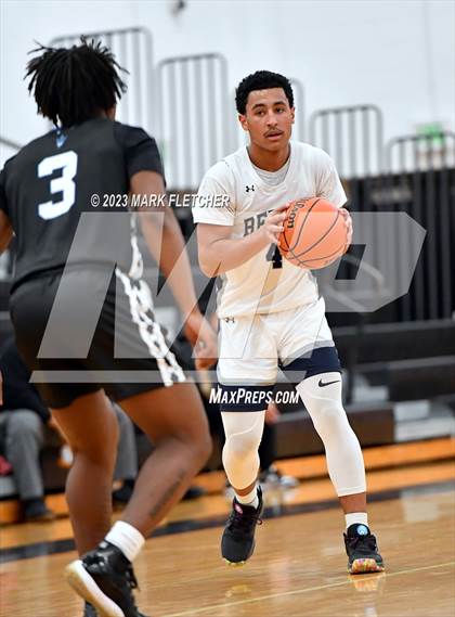 Thumbnail 1 in Howell vs Hammonton (Battle at Barnegat Showcase) photogallery.