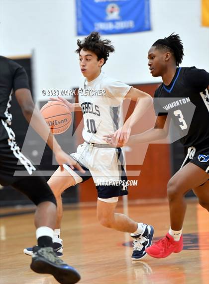 Thumbnail 2 in Howell vs Hammonton (Battle at Barnegat Showcase) photogallery.