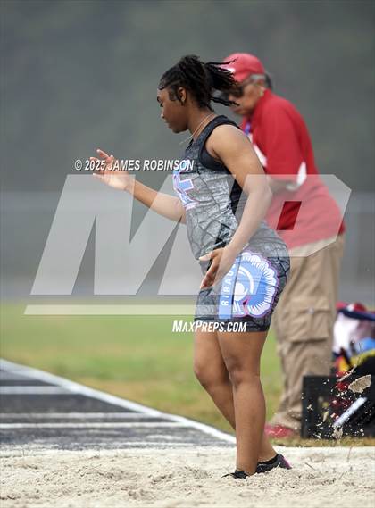 Thumbnail 2 in Mandarin Preseason Classic (Triple Jump) photogallery.