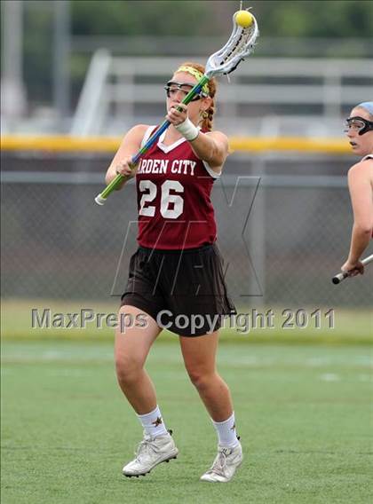 Thumbnail 2 in Garden City vs. Brighton (NYSPHSAA Class B Final) photogallery.