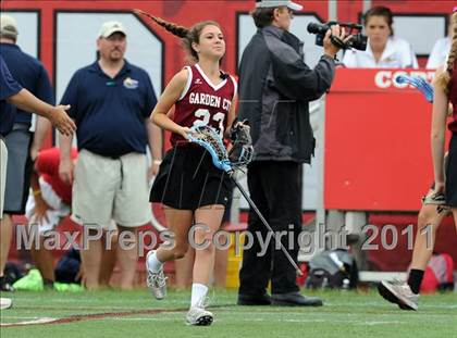 Thumbnail 1 in Garden City vs. Brighton (NYSPHSAA Class B Final) photogallery.
