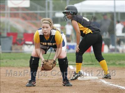 Thumbnail 2 in Whitney vs. Immaculate Heart photogallery.