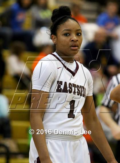 Thumbnail 2 in St. Joseph Notre Dame vs. Eastside College Prep (CIF NorCal Regional D5 Final) photogallery.