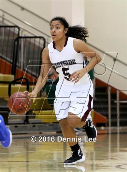Thumbnail 2 in St. Joseph Notre Dame vs. Eastside College Prep (CIF NorCal Regional D5 Final) photogallery.