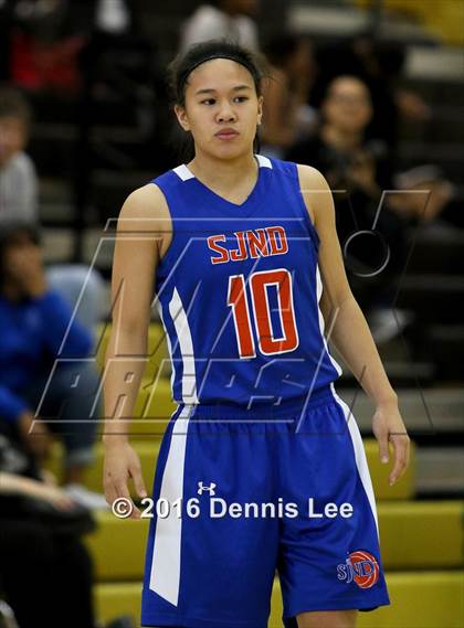 Thumbnail 2 in St. Joseph Notre Dame vs. Eastside College Prep (CIF NorCal Regional D5 Final) photogallery.