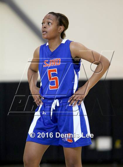 Thumbnail 1 in St. Joseph Notre Dame vs. Eastside College Prep (CIF NorCal Regional D5 Final) photogallery.
