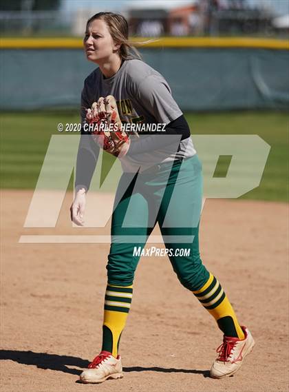 Thumbnail 2 in Lexington vs. Milano (Caldwell Tournament) photogallery.