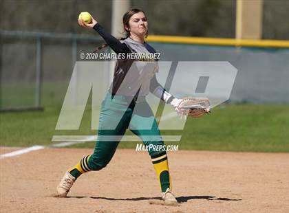Thumbnail 3 in Lexington vs. Milano (Caldwell Tournament) photogallery.