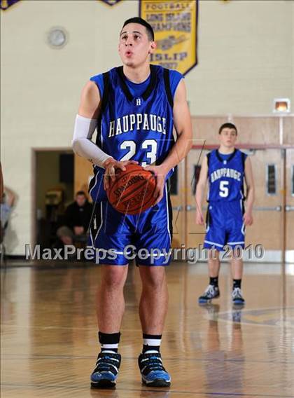 Thumbnail 2 in Hauppauge @ Islip photogallery.