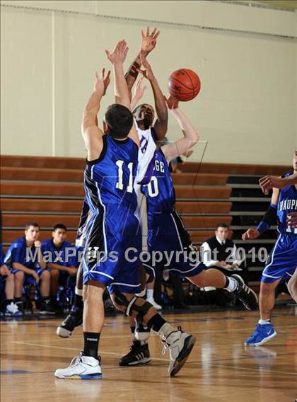 Thumbnail 1 in Hauppauge @ Islip photogallery.