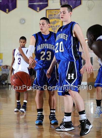 Thumbnail 1 in Hauppauge @ Islip photogallery.