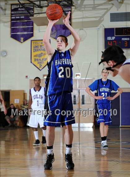 Thumbnail 2 in Hauppauge @ Islip photogallery.