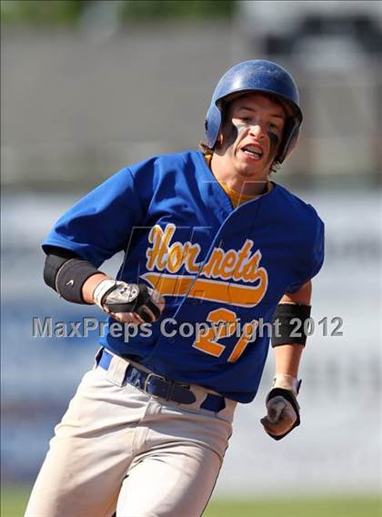Thumbnail 2 in Notre Dame vs. Oakfield-Alabama (Rotary Tournament) photogallery.