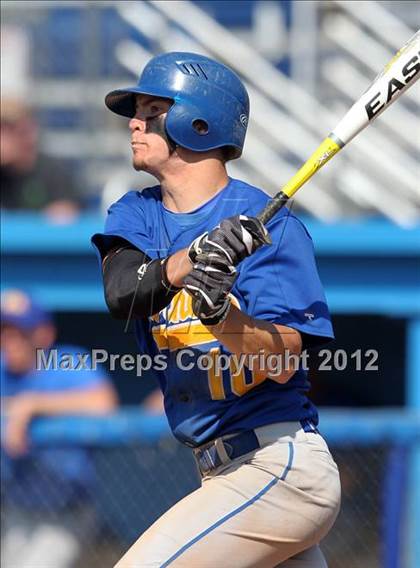 Thumbnail 2 in Notre Dame vs. Oakfield-Alabama (Rotary Tournament) photogallery.