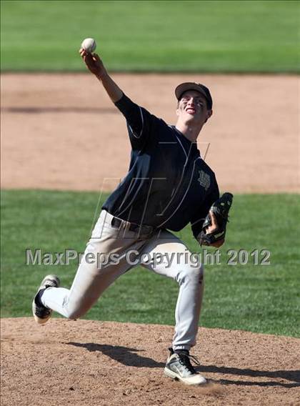 Thumbnail 2 in Notre Dame vs. Oakfield-Alabama (Rotary Tournament) photogallery.