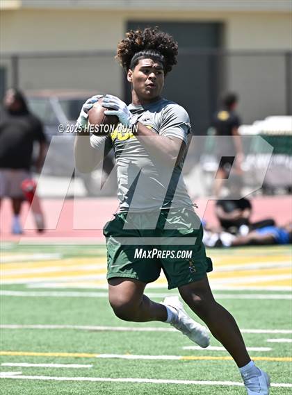 Thumbnail 1 in Long Beach Poly vs. Mater Dei - Game 2  (LB Poly Legends 7x7) photogallery.