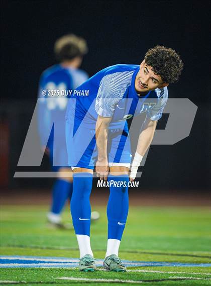 Thumbnail 2 in King @ Norco photogallery.