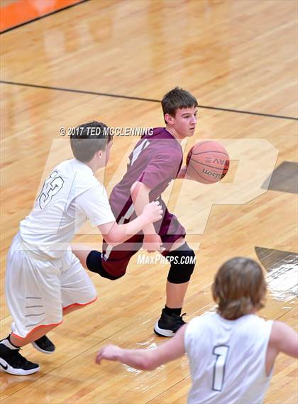 Thumbnail 3 in Perryville vs Lamar  (AAA 3A 2nd Round Conference Playoff) photogallery.