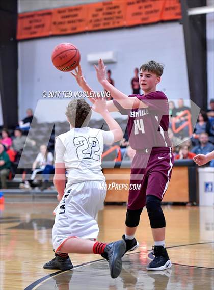 Thumbnail 1 in Perryville vs Lamar  (AAA 3A 2nd Round Conference Playoff) photogallery.