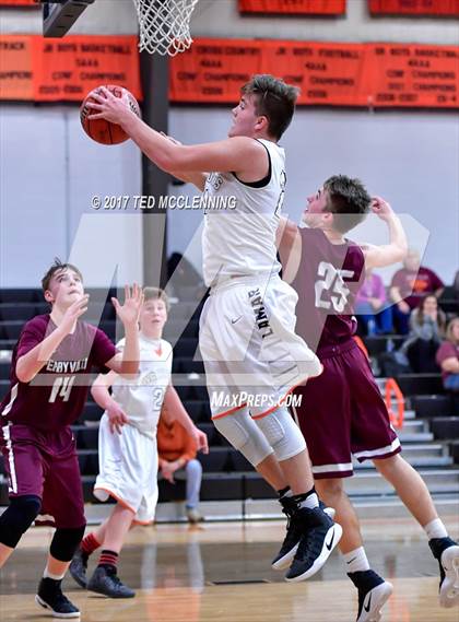 Thumbnail 2 in Perryville vs Lamar  (AAA 3A 2nd Round Conference Playoff) photogallery.