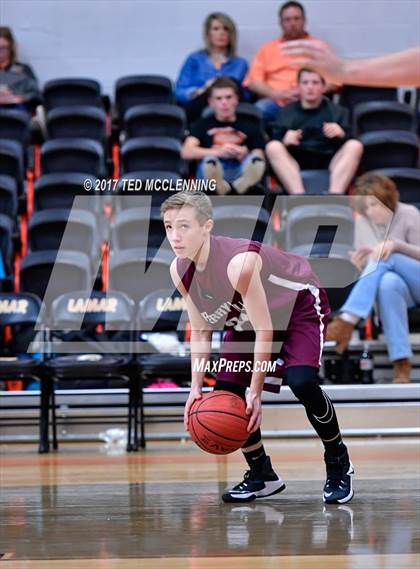 Thumbnail 2 in Perryville vs Lamar  (AAA 3A 2nd Round Conference Playoff) photogallery.