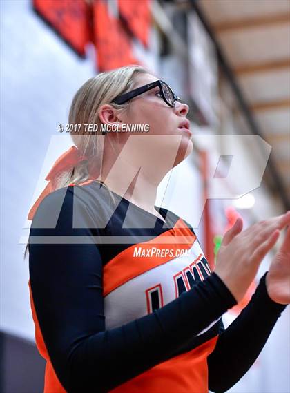 Thumbnail 3 in Perryville vs Lamar  (AAA 3A 2nd Round Conference Playoff) photogallery.
