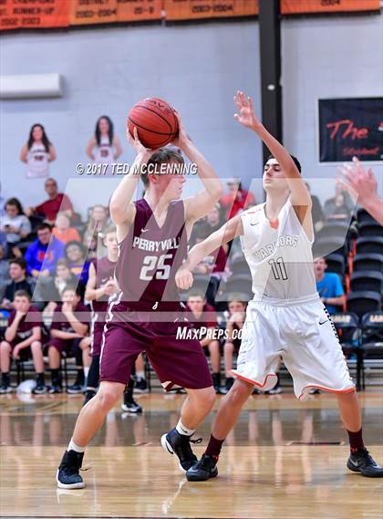 Thumbnail 2 in Perryville vs Lamar  (AAA 3A 2nd Round Conference Playoff) photogallery.
