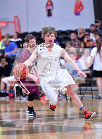 Thumbnail 1 in Perryville vs Lamar  (AAA 3A 2nd Round Conference Playoff) photogallery.